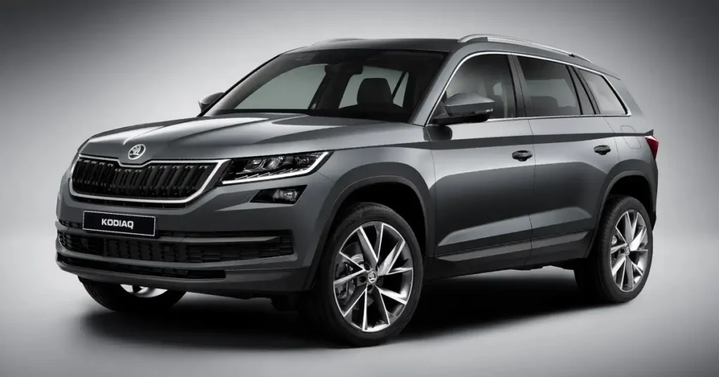 Skoda Kodiaq premium SUV grey color front side view with up to ₹3.5 lakh discount April 2026