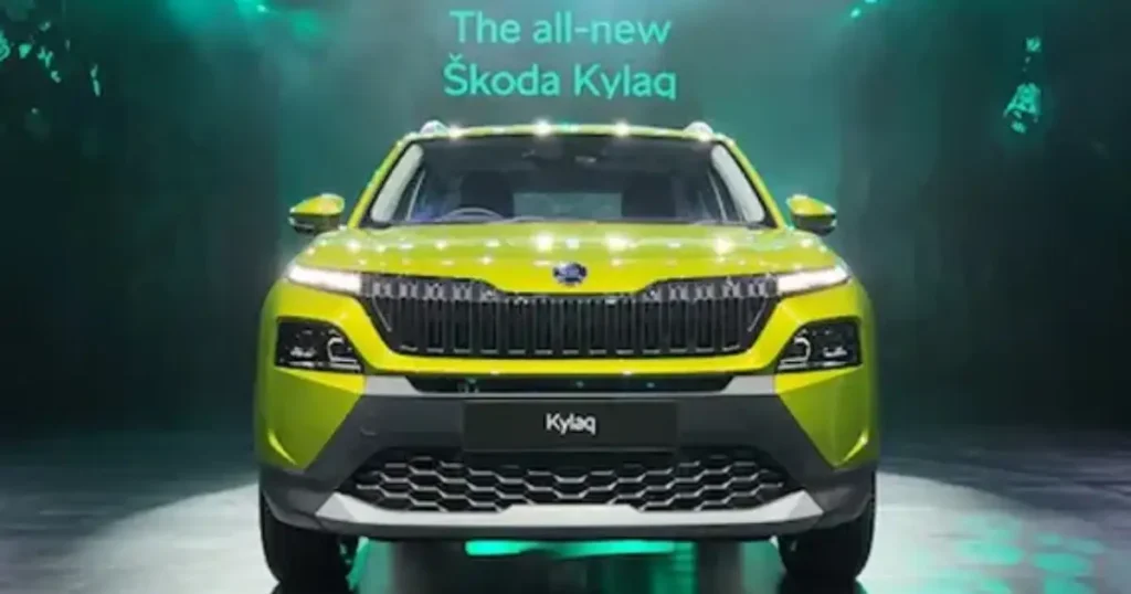 Skoda Kylaq compact SUV front view green color with April 2026 discount offer